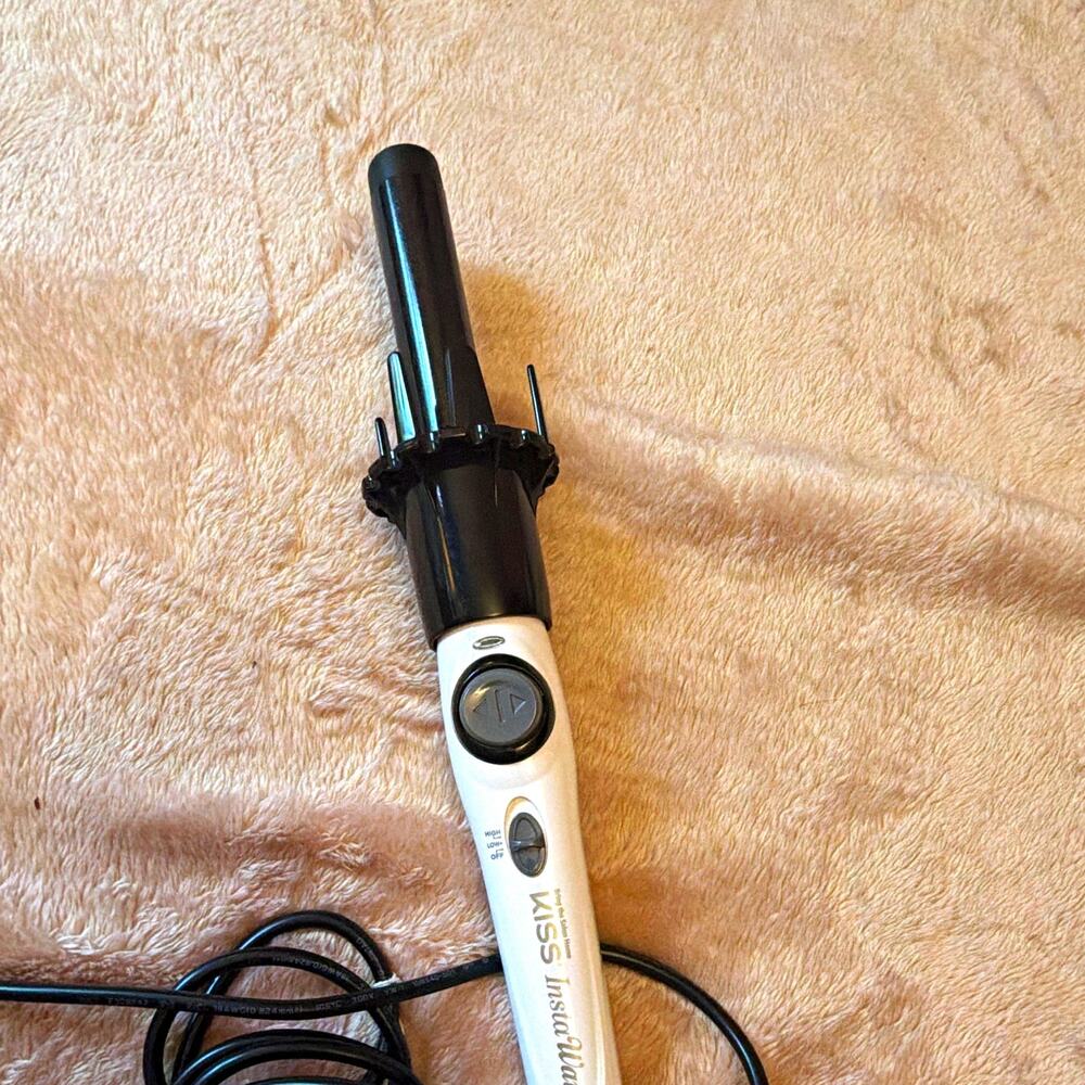 KISS InstaWave Curling Iron Black/White Electric Indicator Light 2 Settings